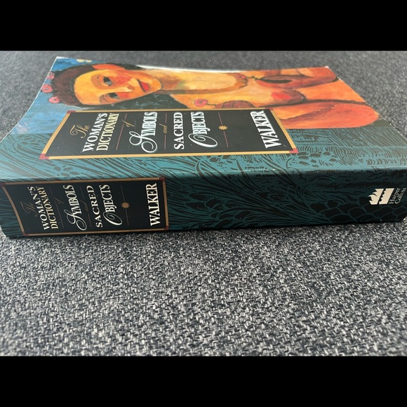 •The Woman’s Dictionary of Symbols and Sacred Objects by Barbara Walker• - Picture 7 of 8